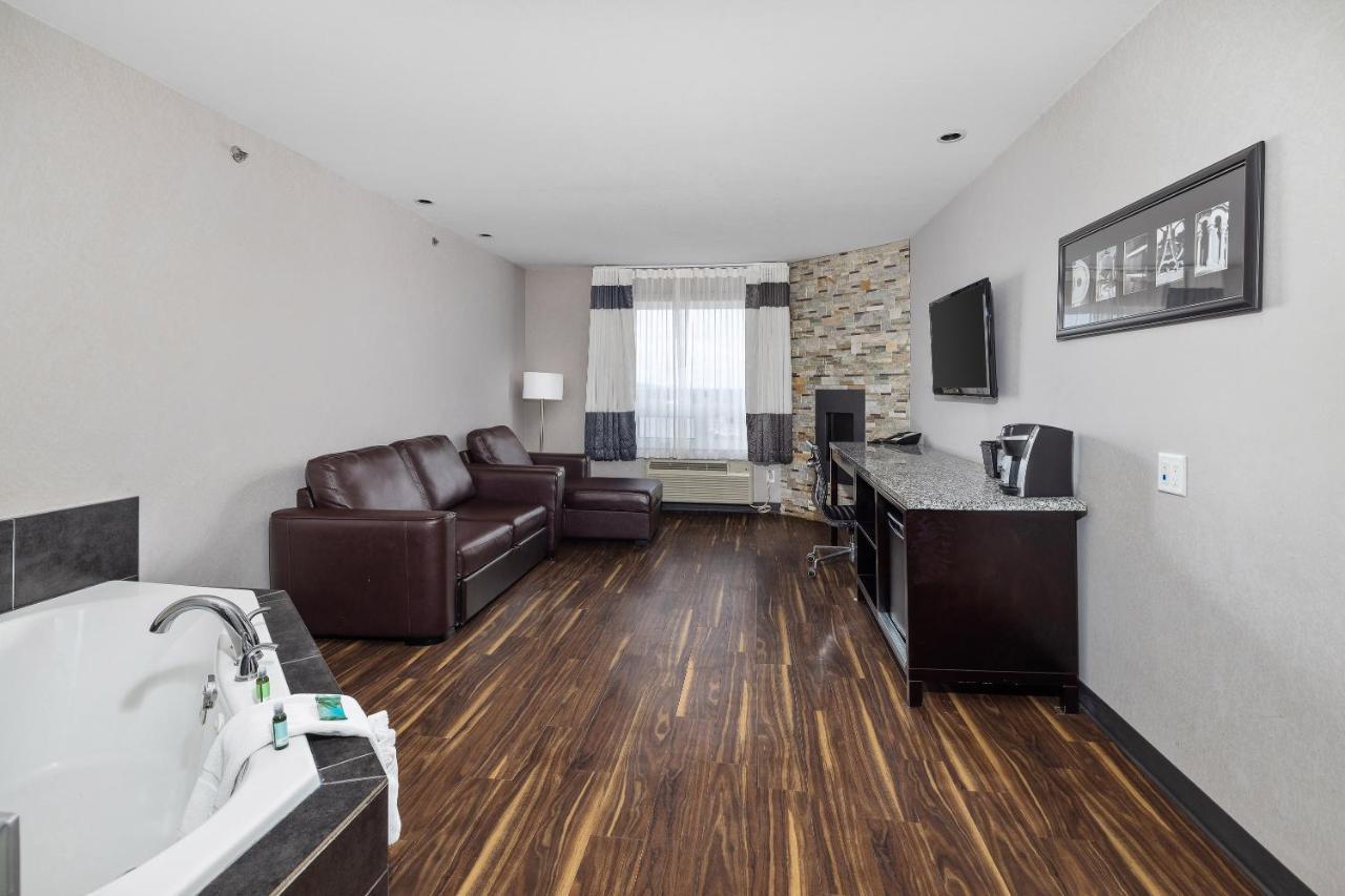 Home Inn & Suites Yorkton Dış mekan fotoğraf