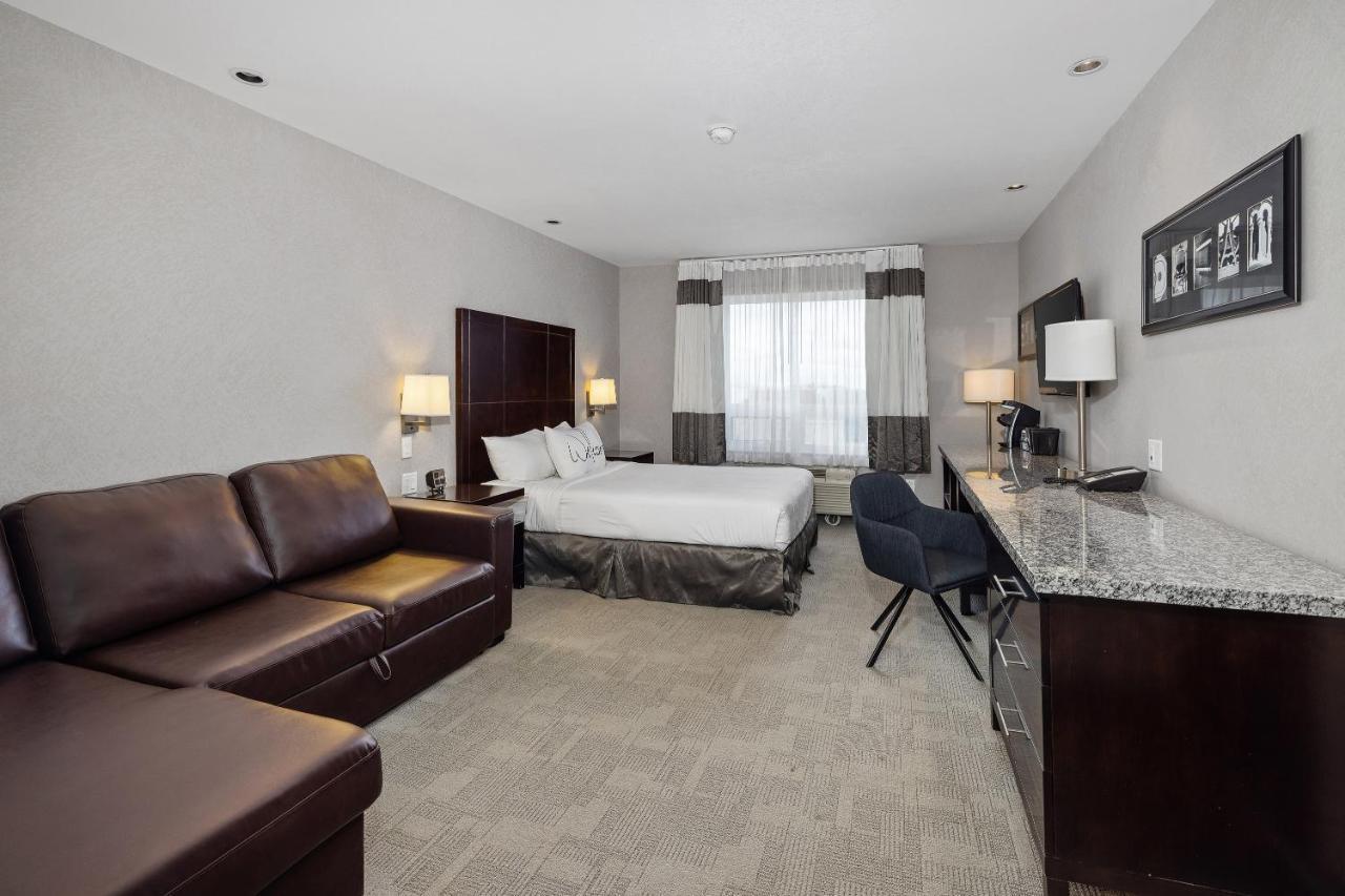 Home Inn & Suites Yorkton Dış mekan fotoğraf