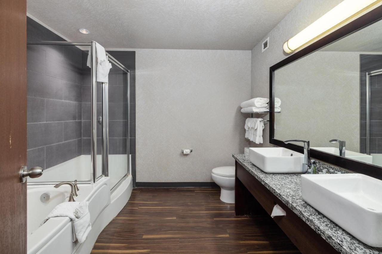 Home Inn & Suites Yorkton Dış mekan fotoğraf